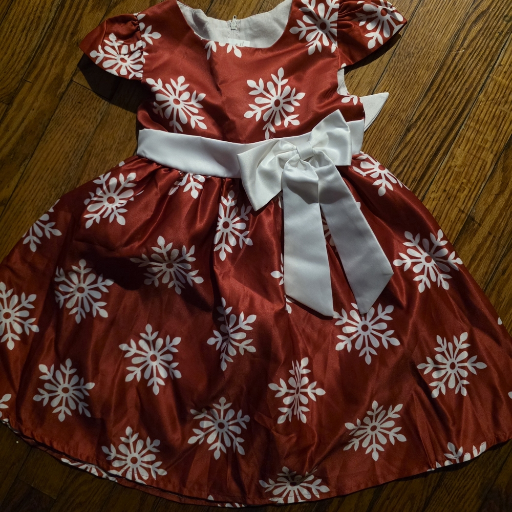Red & White Holiday Bow Girls' Formal Dress